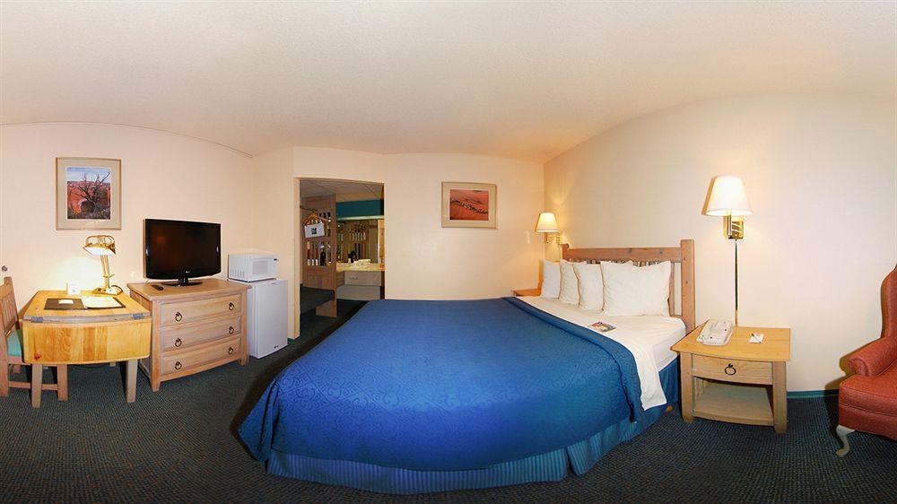 Quality Inn Navajo Nation Capital Window Rock Exterior photo