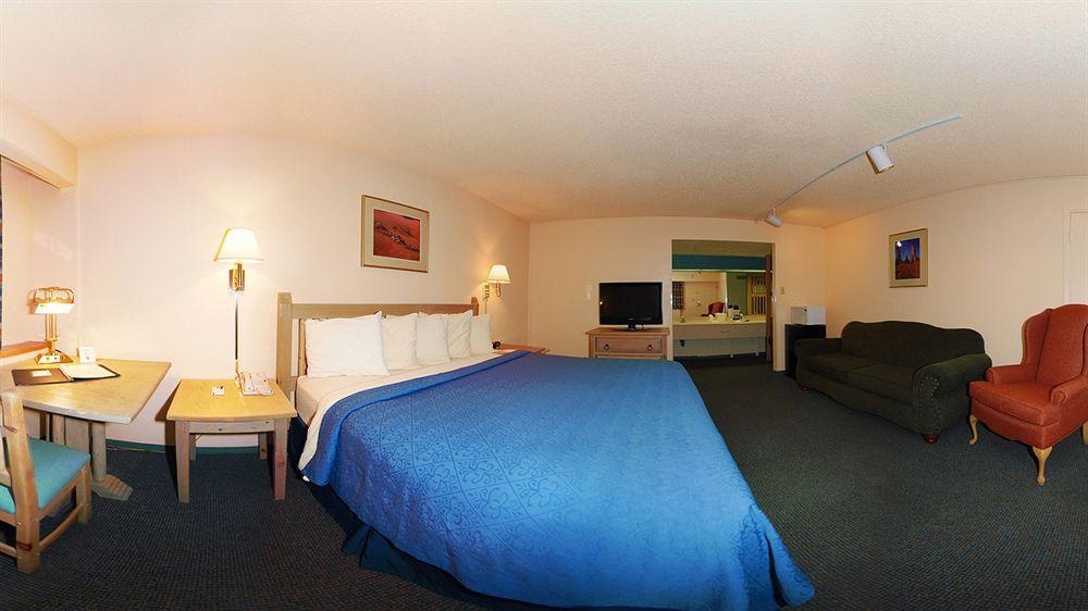 Quality Inn Navajo Nation Capital Window Rock Exterior photo