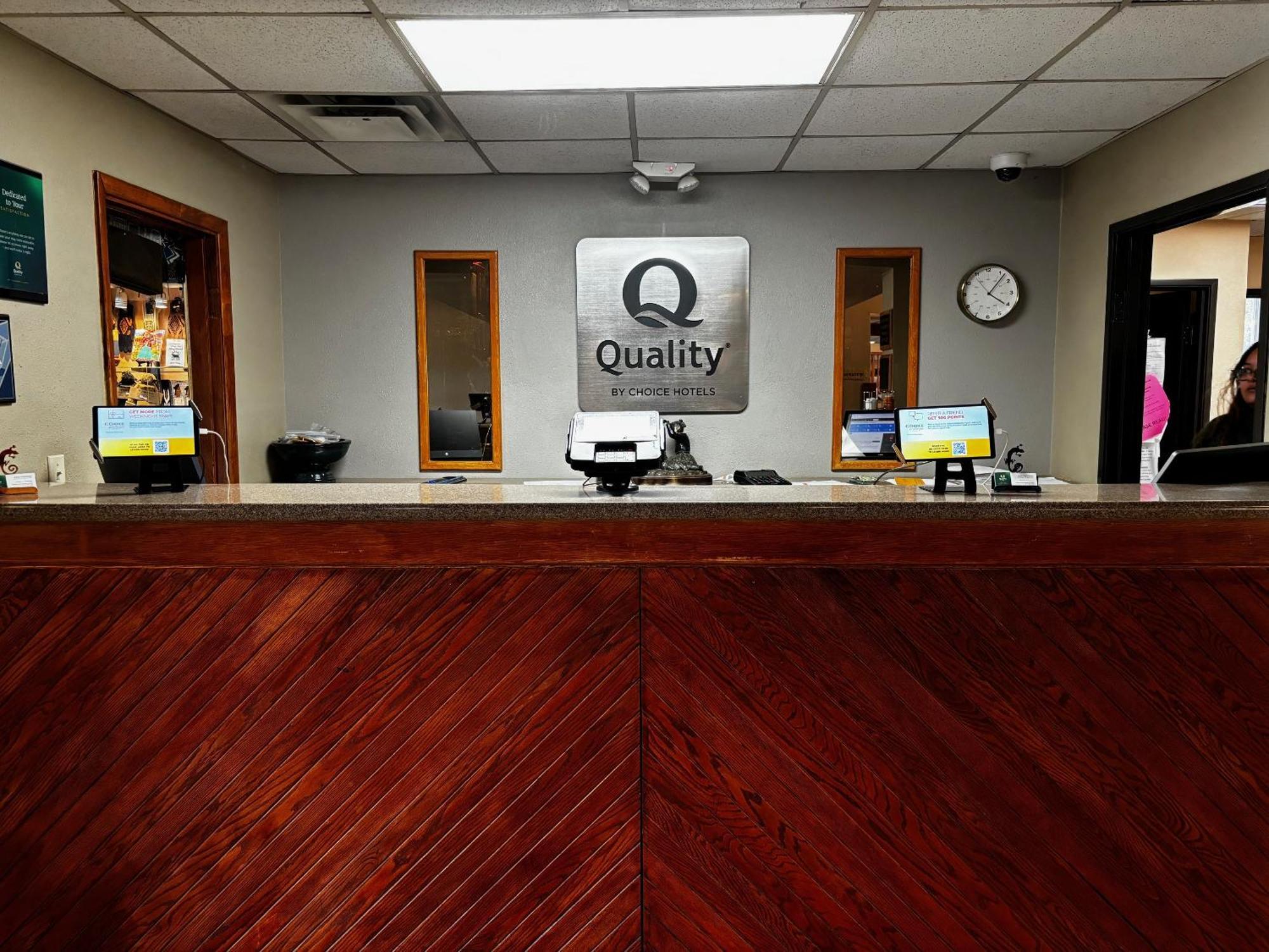 Quality Inn Navajo Nation Capital Window Rock Exterior photo