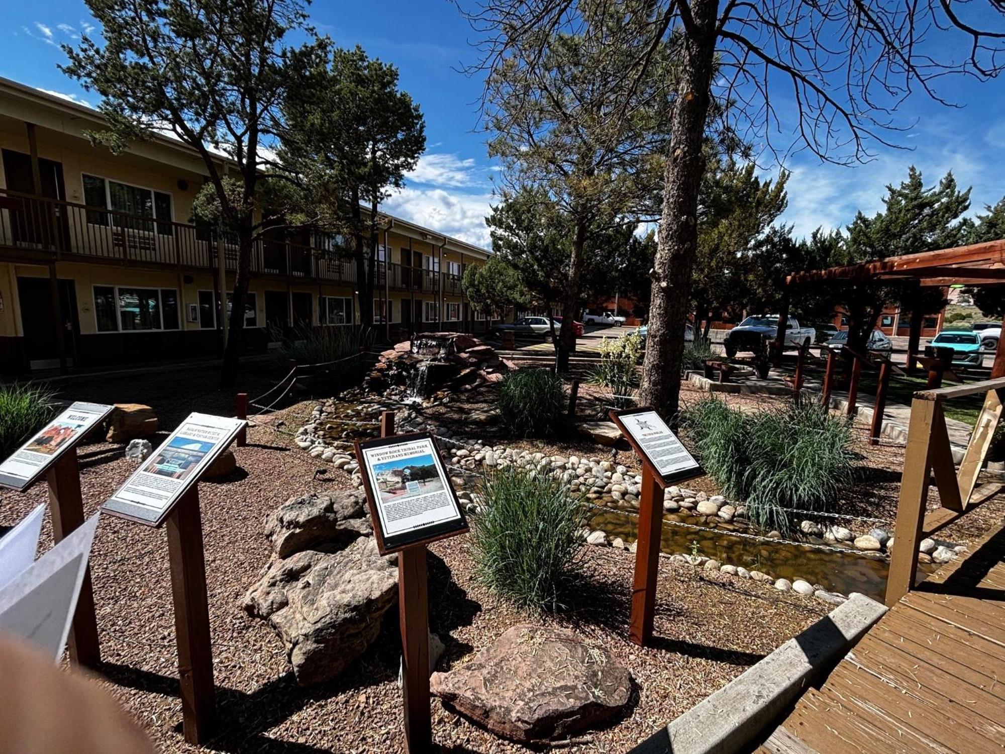 Quality Inn Navajo Nation Capital Window Rock Exterior photo